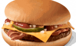 Чизбургер с беконом в Макдональдс